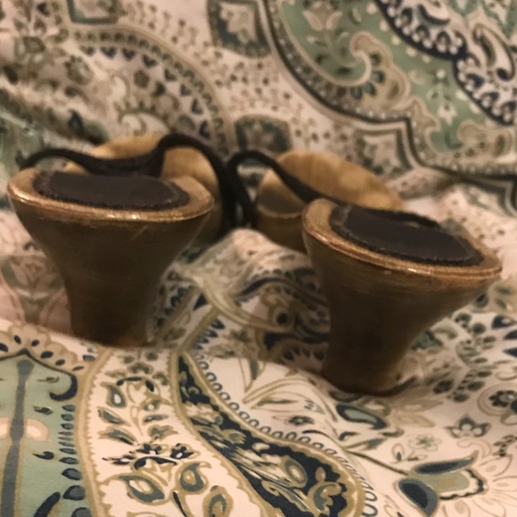 Sandals Hand made in Italy with wooden heeled - Picture 3 of 3